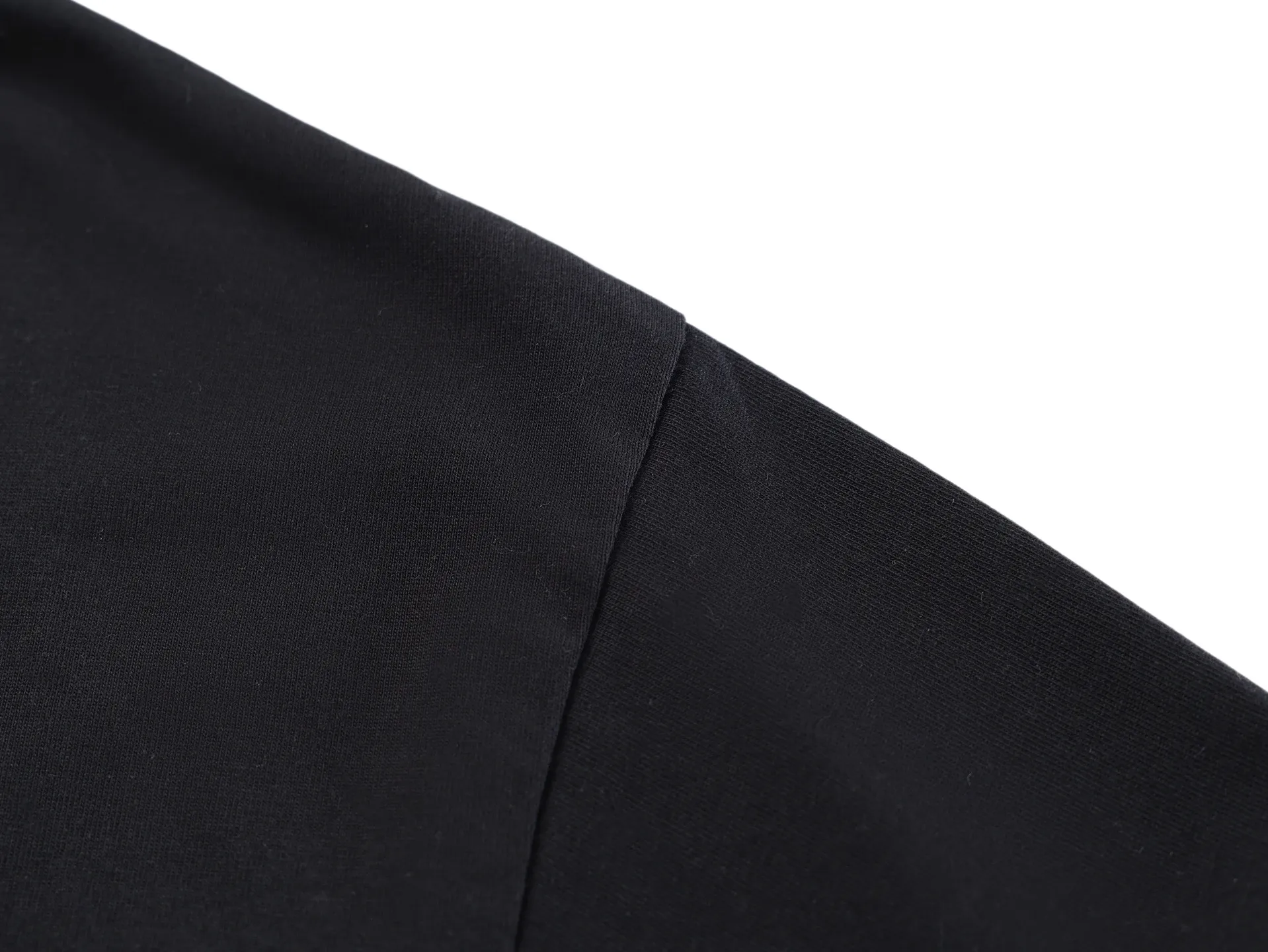 BLCG 26SS （Black） 32 180 100% ， 、 ， 、 。 + ， ， ， 、 、 ， ， + 。 ， 、 ， Breathable， 。 + ， ， 。 + ， 、 、 ， ， ， ， Same Style ， ， ， ， Same Style。 Size:S-M-L